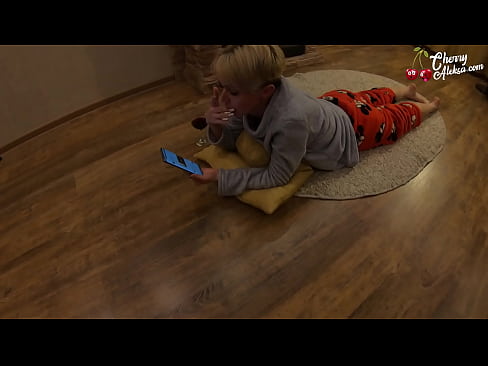 ❤️ Blonde folle suçant une énorme bite et rebondissant dessus - Sexe anal ❤️ Salopes  at porn fr.hentaivost.ru ❌️