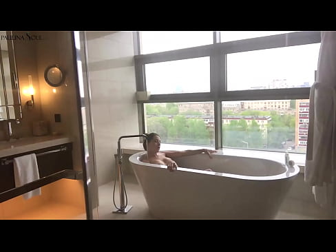 ❤️ Une énorme nana se branlant passionnément la chatte dans la salle de bains ❤️ Salopes  at porn fr.hentaivost.ru ❌️